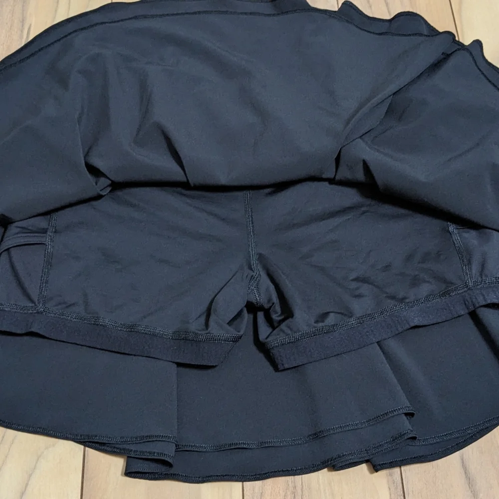 EUC! Lululemon Court Rival Skirt In Black Size 10 - Picture 16 of 16